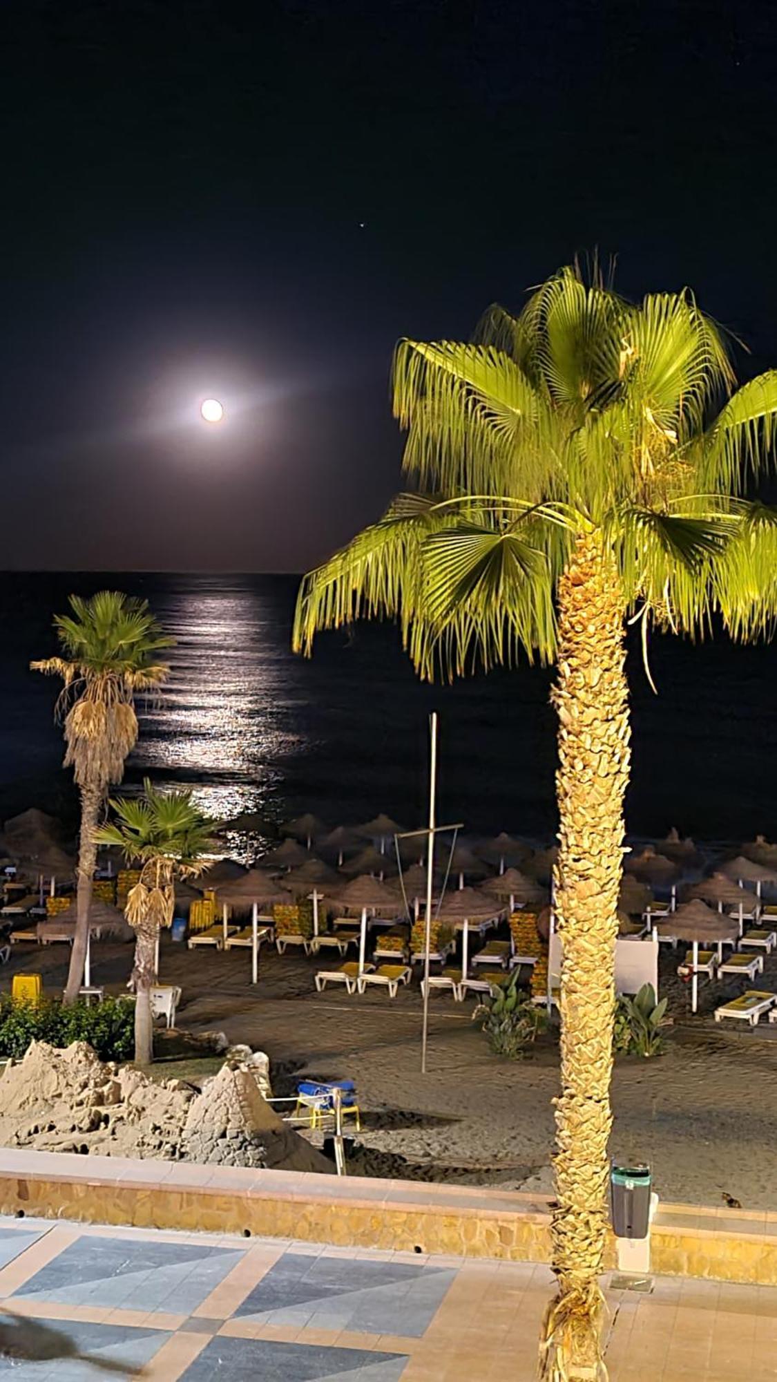 טורמולינוס Roca Chica. Studio - First Line Beach מראה חיצוני תמונה